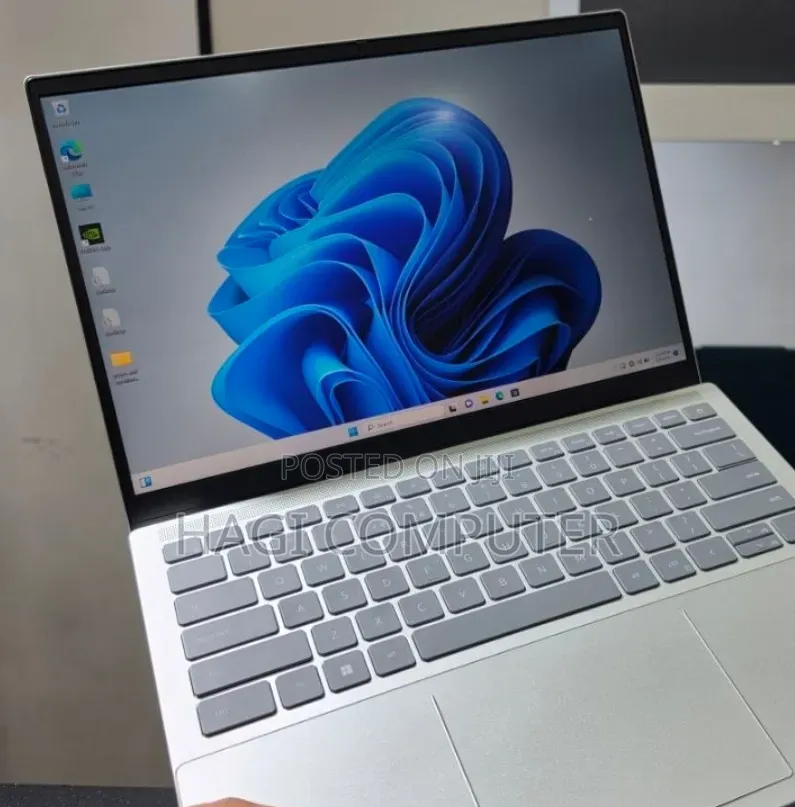 New Laptop Dell Inspiron 15 16GB Intel Core i7 SSD 512GB