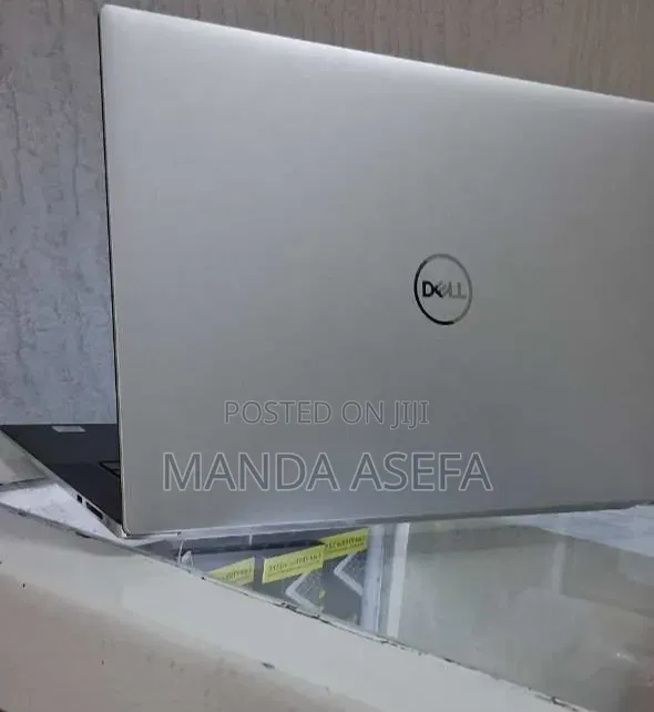 New Laptop Dell XPS 15 16GB Intel Core i7 SSD 512GB