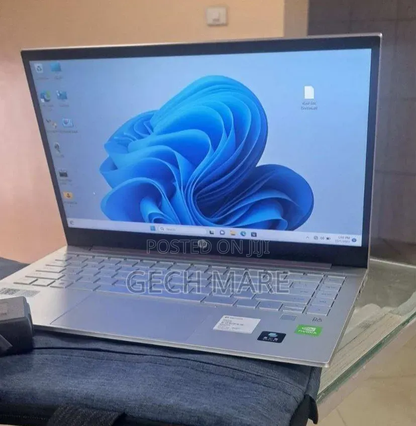 New Laptop HP Stream Notebook 16GB Intel Core i5 SSD 512GB