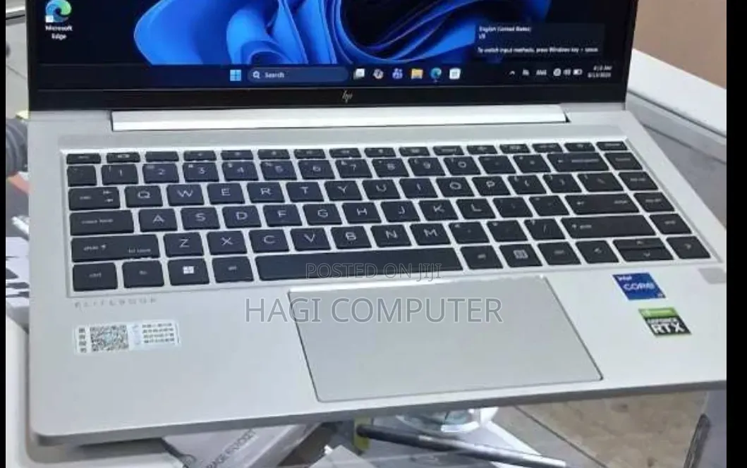 New Laptop HP EliteBook 640 G10 16GB Intel Core i7 SSD 512GB