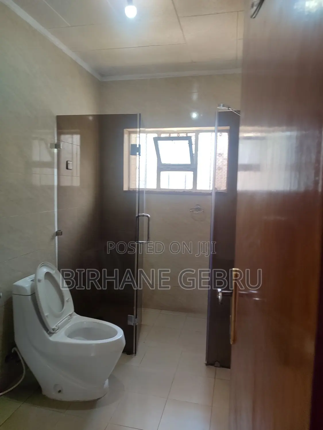 5bdrm Villa in Villa, Bole for rent