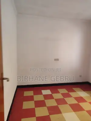 5bdrm Villa in Villa, Bole for rent