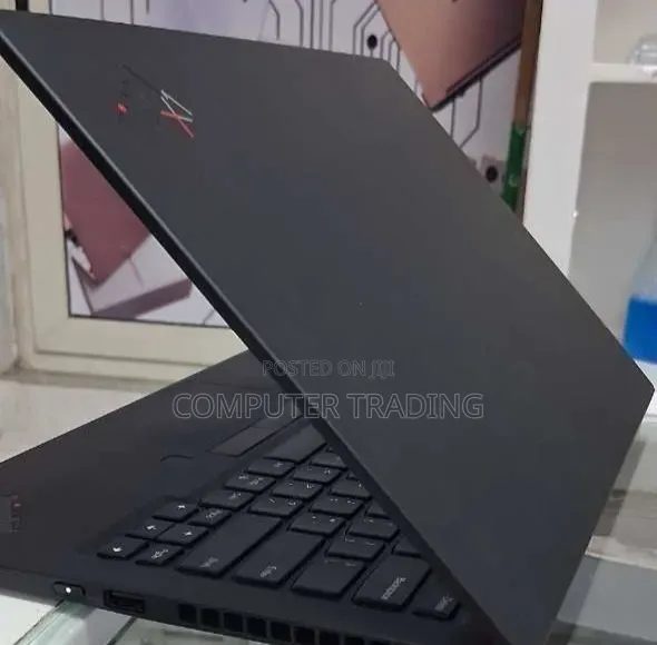 New Laptop Lenovo ThinkPad X1 Carbon 16GB Intel Core i5 SSD 512GB