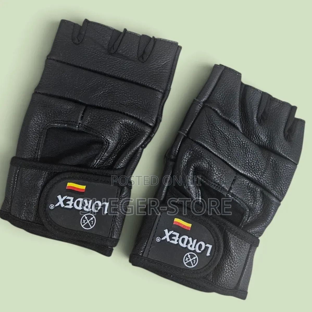 Brand New 1Pair Unisex Gym & Training Gloves