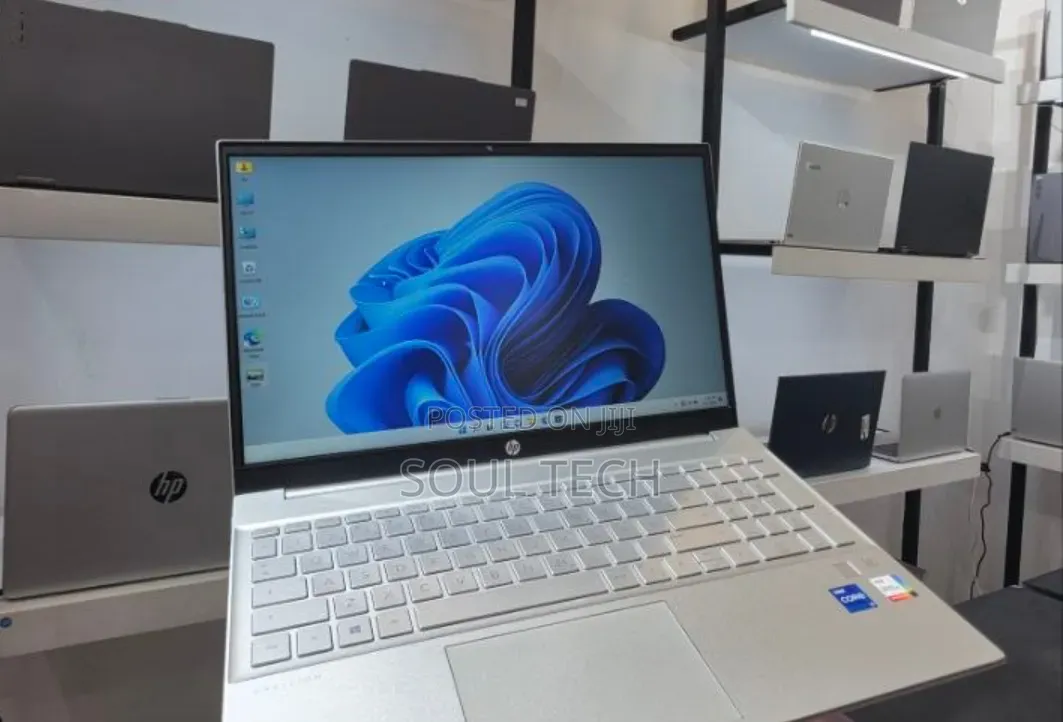 New Laptop HP Pavilion 15 16GB Intel Core i7 SSD 512GB