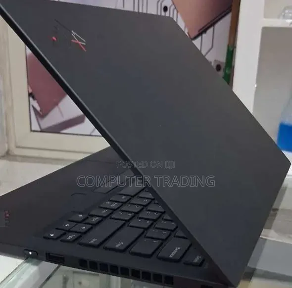 New Laptop Lenovo ThinkPad X1 Carbon 16GB Intel Core i5 SSD 512GB