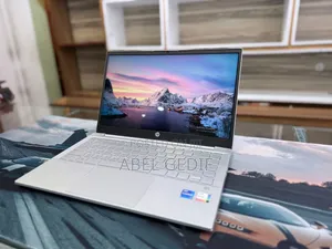 New Laptop HP Pavilion 14 16GB Intel Core i7 SSD 512GB