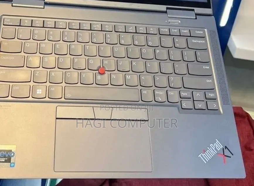 New Laptop Lenovo ThinkPad X1 Yoga Gen 8 16GB Intel Core i7 SSD 512GB