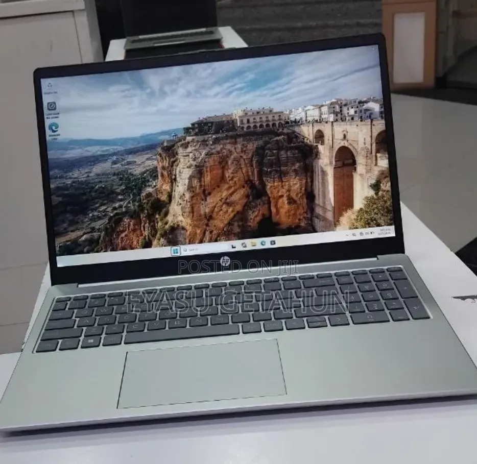 New Laptop HP Stream Notebook 16GB Intel Core i7 SSD 1T