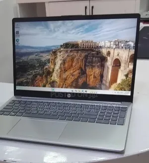 New Laptop HP Stream Notebook 16GB Intel Core i7 SSD 1T