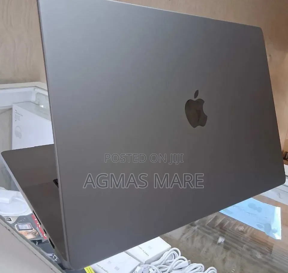 New Laptop Apple MacBook Pro 2021 M1 16GB Apple M1 SSD 1T
