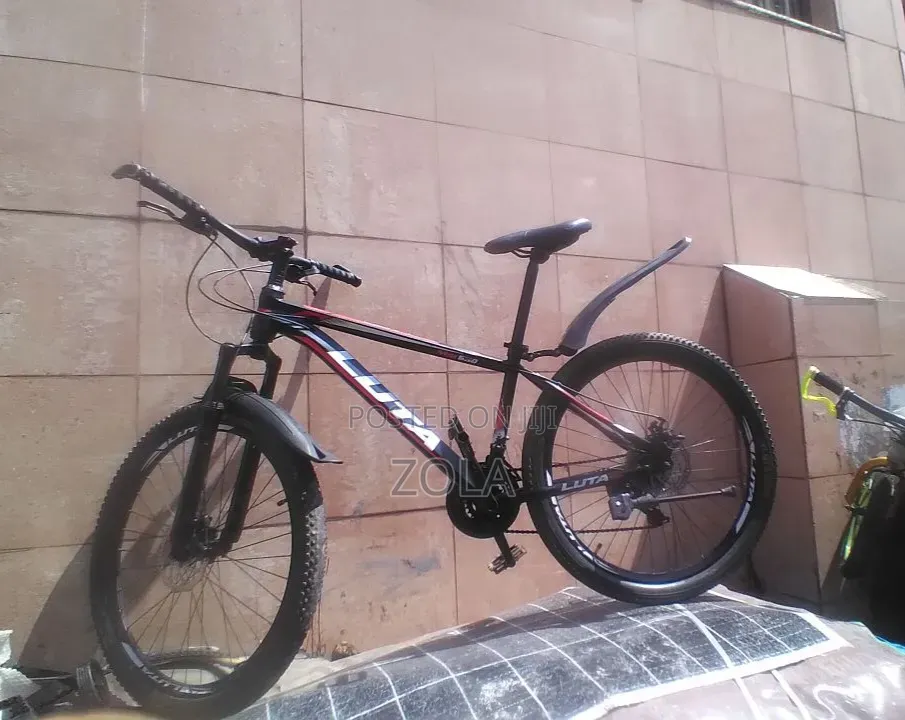 ሳይክል በአዲስ ይዞታ ላይ New Luta Bike Bicycle