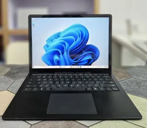 New Laptop Microsoft Surface 16GB Intel Core i7 SSD 512GB