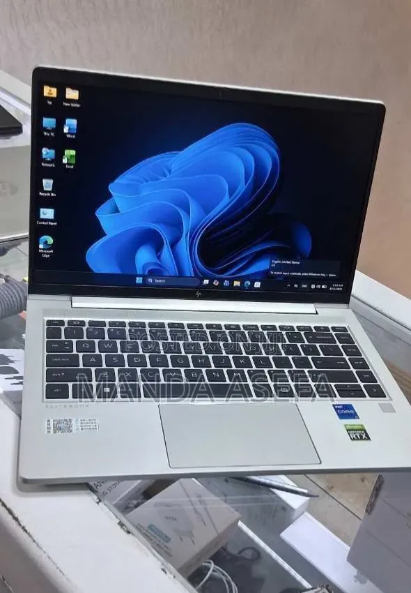 New Laptop HP EliteBook 640 G10 16GB Intel Core i7 SSD 512GB