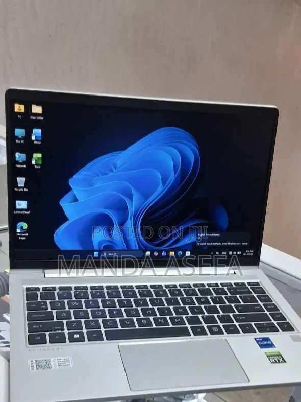 New Laptop HP EliteBook 640 G10 16GB Intel Core i7 SSD 512GB