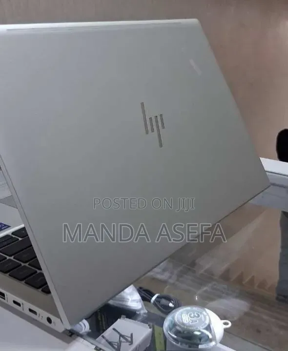 New Laptop HP EliteBook 640 G10 16GB Intel Core i7 SSD 512GB