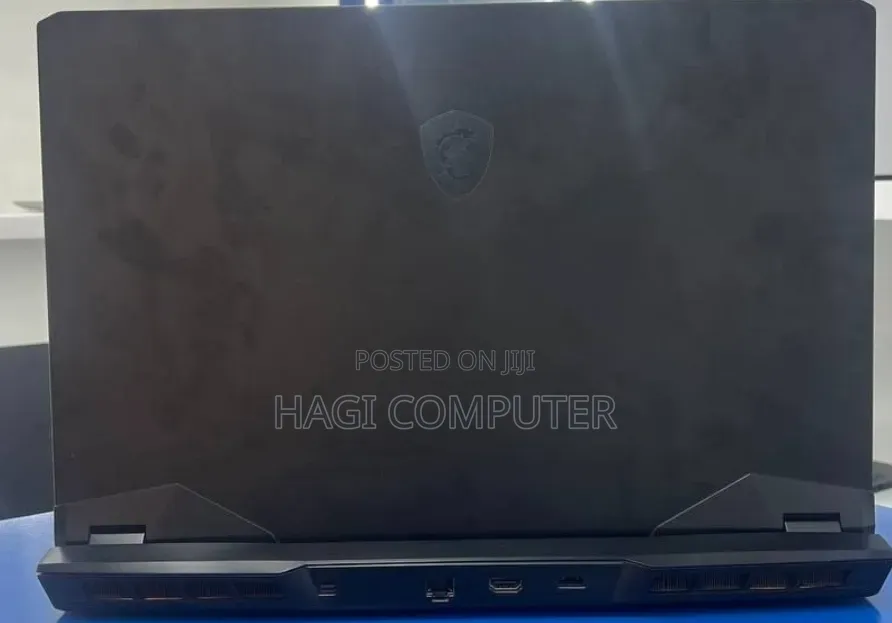 New Laptop MSI GP75 Leopard 16GB Intel Core i7 SSD 1T