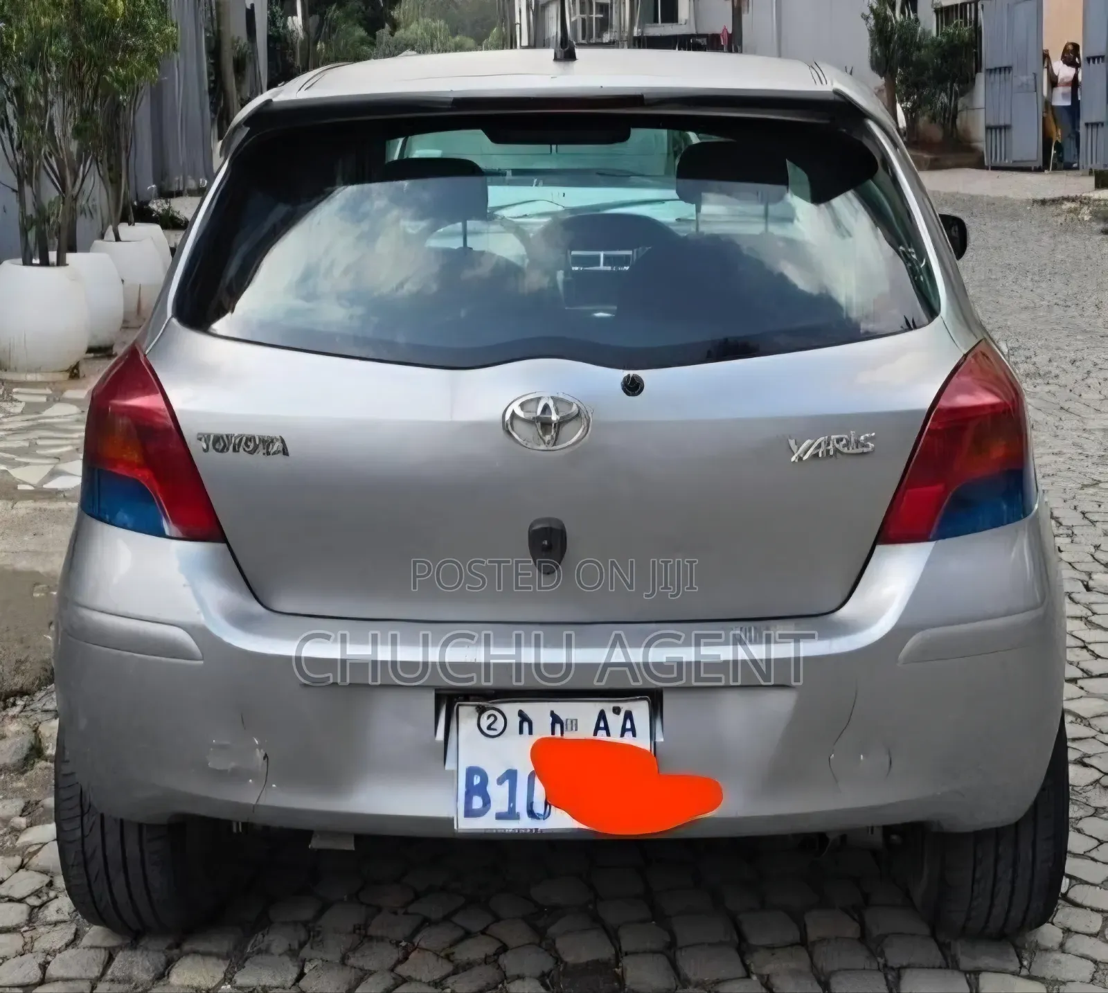 Toyota Yaris 2010 Silver