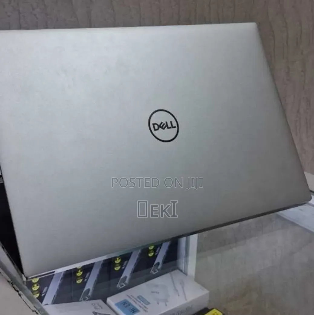 New Laptop Dell XPS 15 16GB Intel Core i7 SSD 512GB