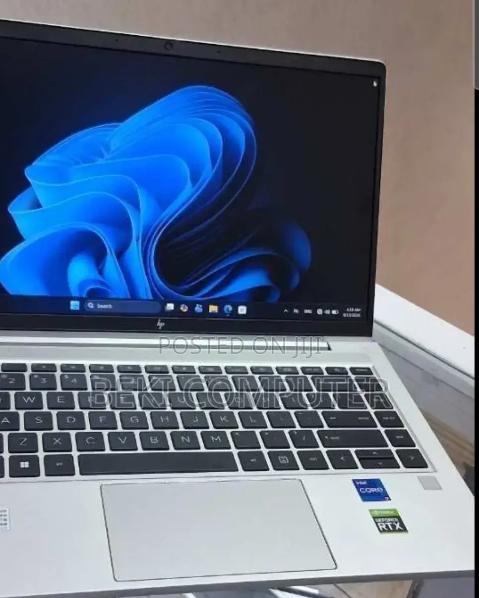 New Laptop HP EliteBook 640 G10 16GB Intel Core i7 SSD 512GB