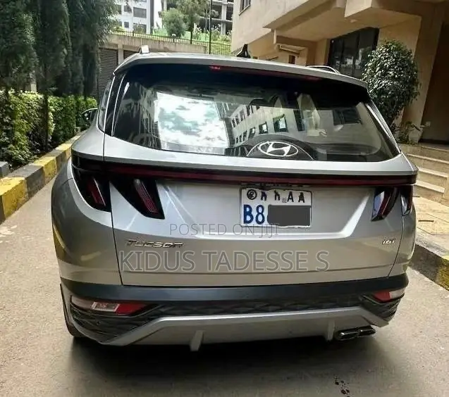 Hyundai Tucson Sport 2021 Silver