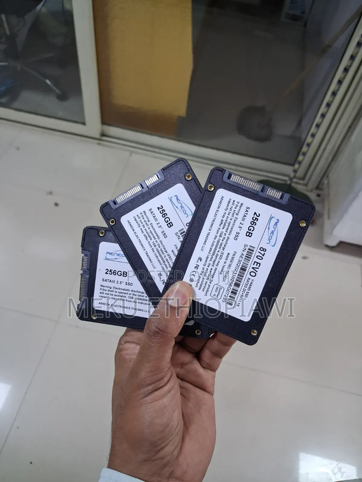 512gb and 256gb Sata SSD