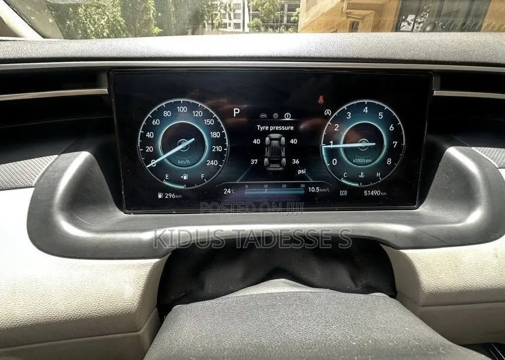 Hyundai Tucson Sport 2021 Silver
