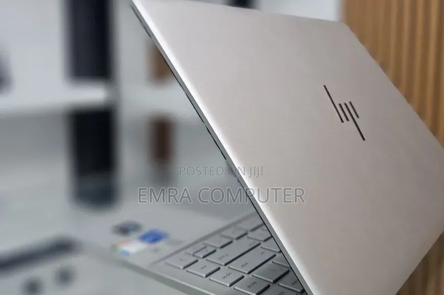 New Laptop HP 16GB Intel Core i5 SSD 1T