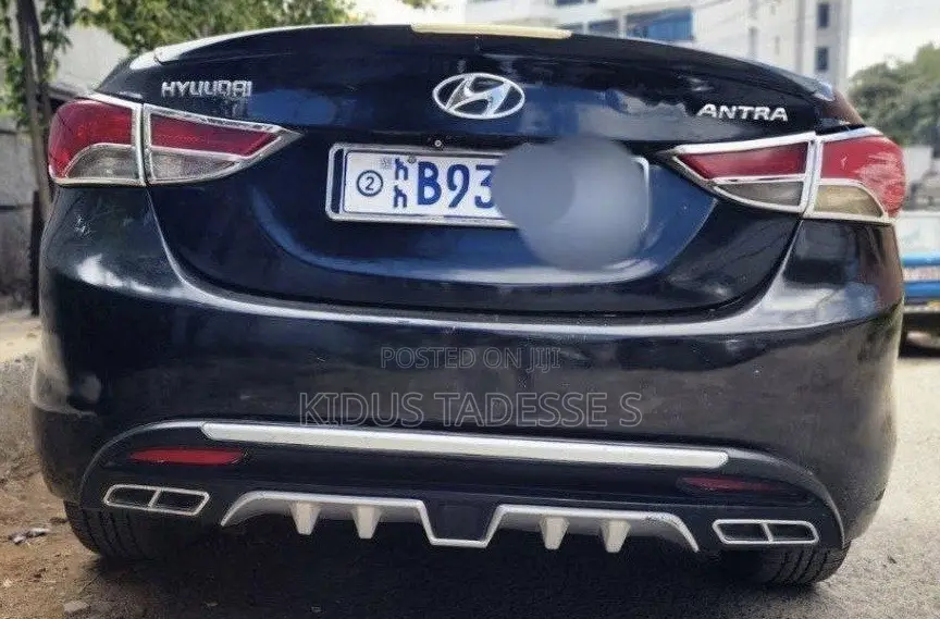 Hyundai Elantra 2013 Black