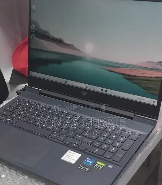 New Laptop HP Victus 16 16GB Intel Core i7 SSD 512GB