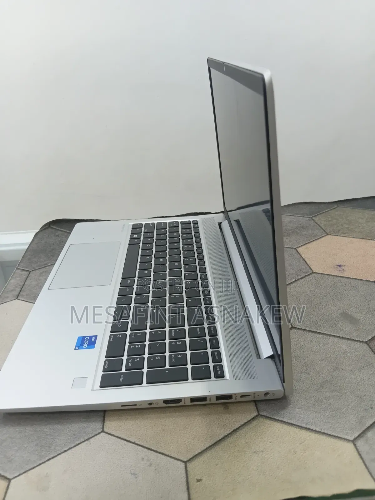 New Laptop HP EliteBook 840 G8 16GB Intel Core i7 SSD 512GB