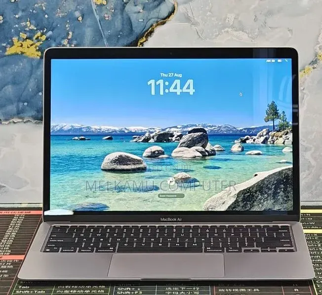 New Laptop Apple MacBook Air 2020 M1 16GB Apple M1 SSD 1T