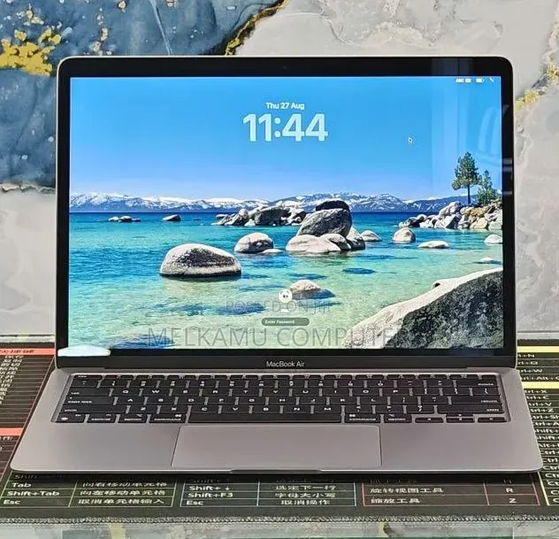 New Laptop Apple MacBook Air 2020 M1 16GB Apple M1 SSD 1T
