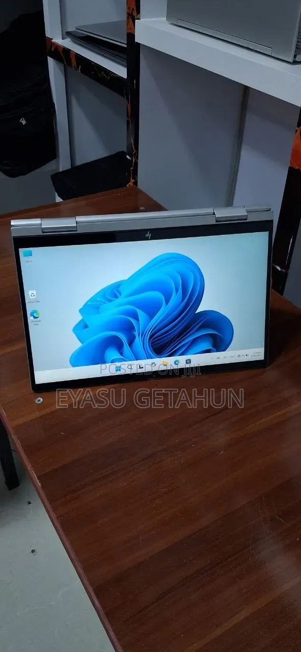 New Laptop HP Envy x360 8GB Intel Core i5 SSD 512GB