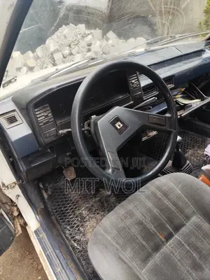 Toyota Corolla 1986 White