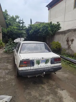 Toyota Corolla 1986 White
