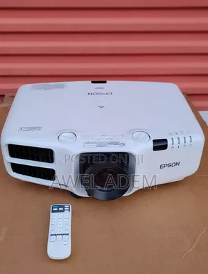 Epson EB-4850WU WUXGA 3LCD Full HD  Cinema Projector. 4,500 Lumens