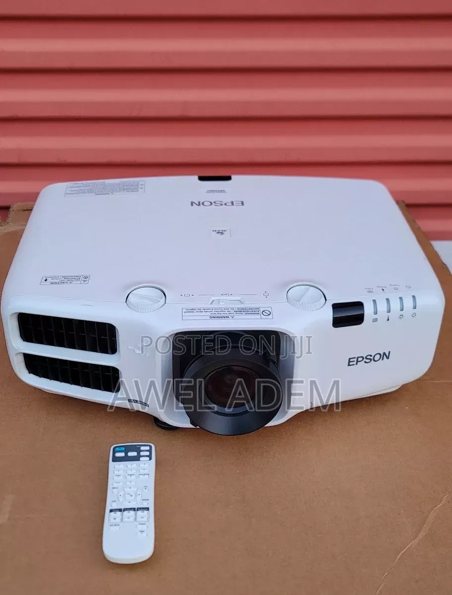 Epson EB-4850WU WUXGA 3LCD Full HD  Cinema Projector. 4,500 Lumens