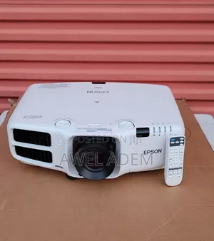 Epson EB-4850WU WUXGA 3LCD Full HD  Cinema Projector. 4,500 Lumens
