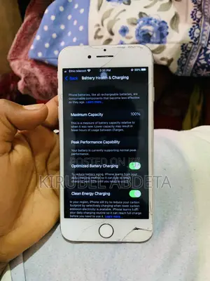 New Apple iPhone 8 64 GB White