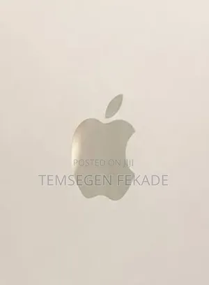 New Laptop Apple MacBook Air 2022 M2 8GB Apple M2 SSD 512GB