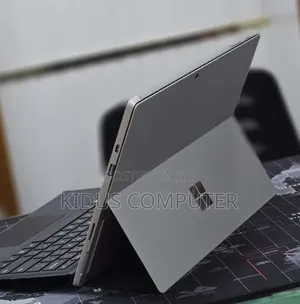 New Laptop Microsoft Surface 16GB Intel Core i5 SSD 256GB
