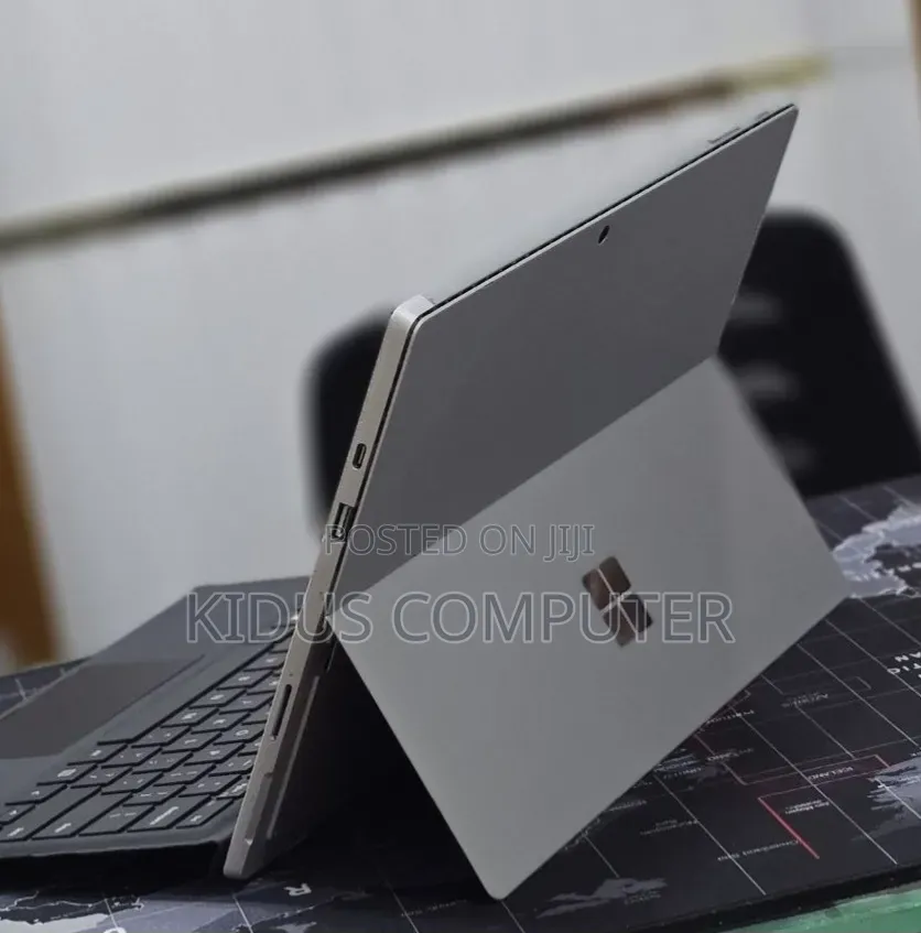 New Laptop Microsoft Surface 16GB Intel Core i5 SSD 256GB