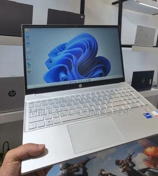 New Laptop HP Stream Notebook 16GB Intel Core i7 SSD 512GB