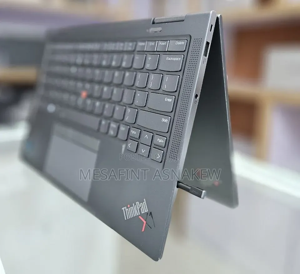 New Laptop Lenovo ThinkPad X1 Yoga 16GB Intel Core i7 SSD 512GB