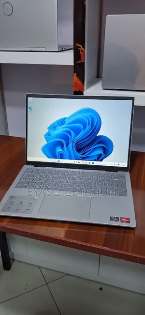 New Laptop HP Pavilion 15 8GB Intel Core i5 SSD 512GB