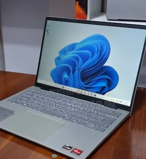 New Laptop Dell Inspiron 24 7459 16GB AMD Ryzen 7 SSD 1T