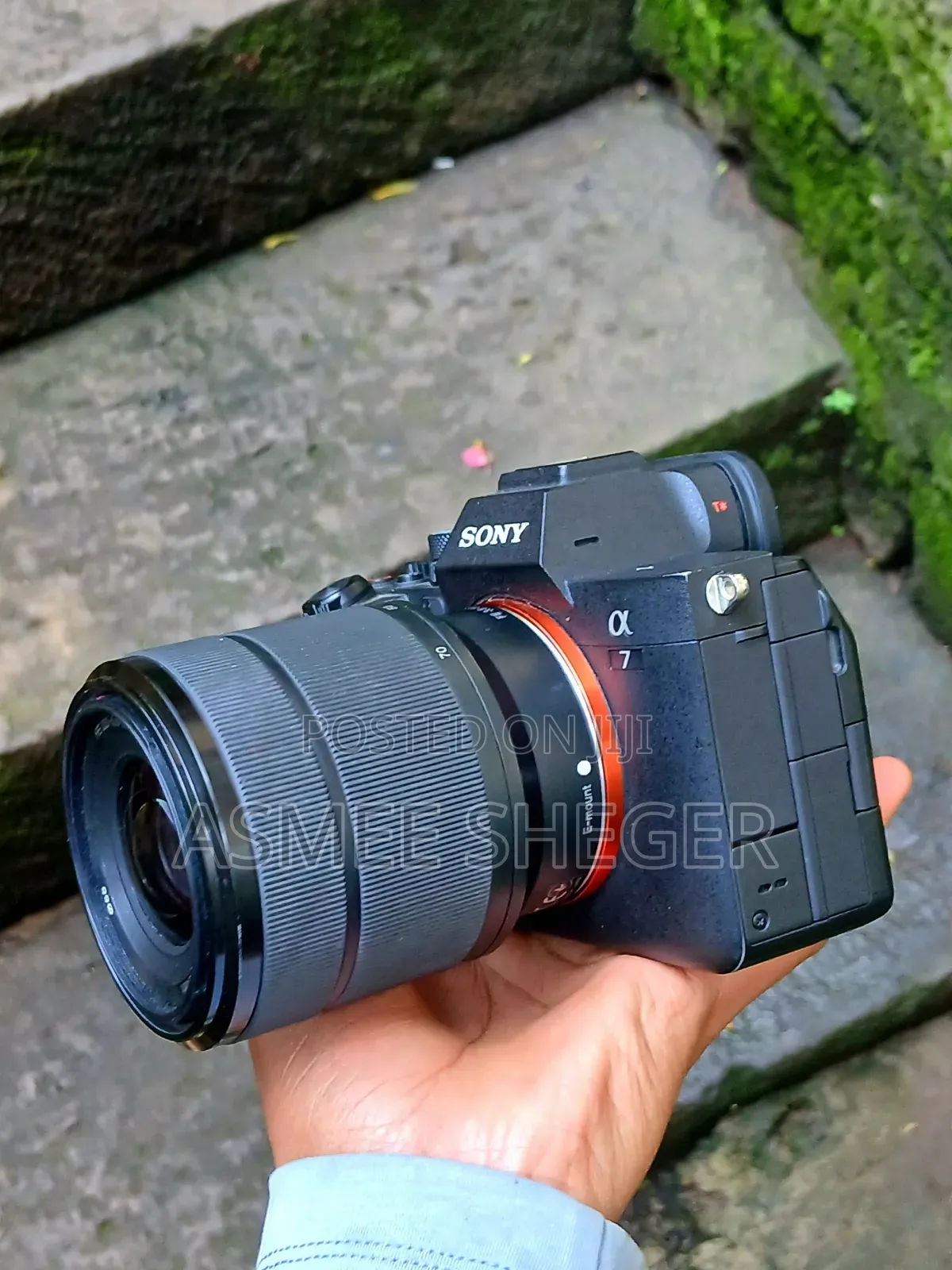 Sony A7,4 With 28-70