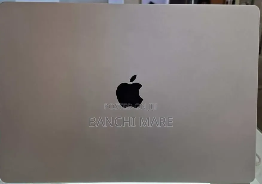 New Laptop Apple MacBook Pro 2021 M1 16GB Apple M1 Pro SSD 1T