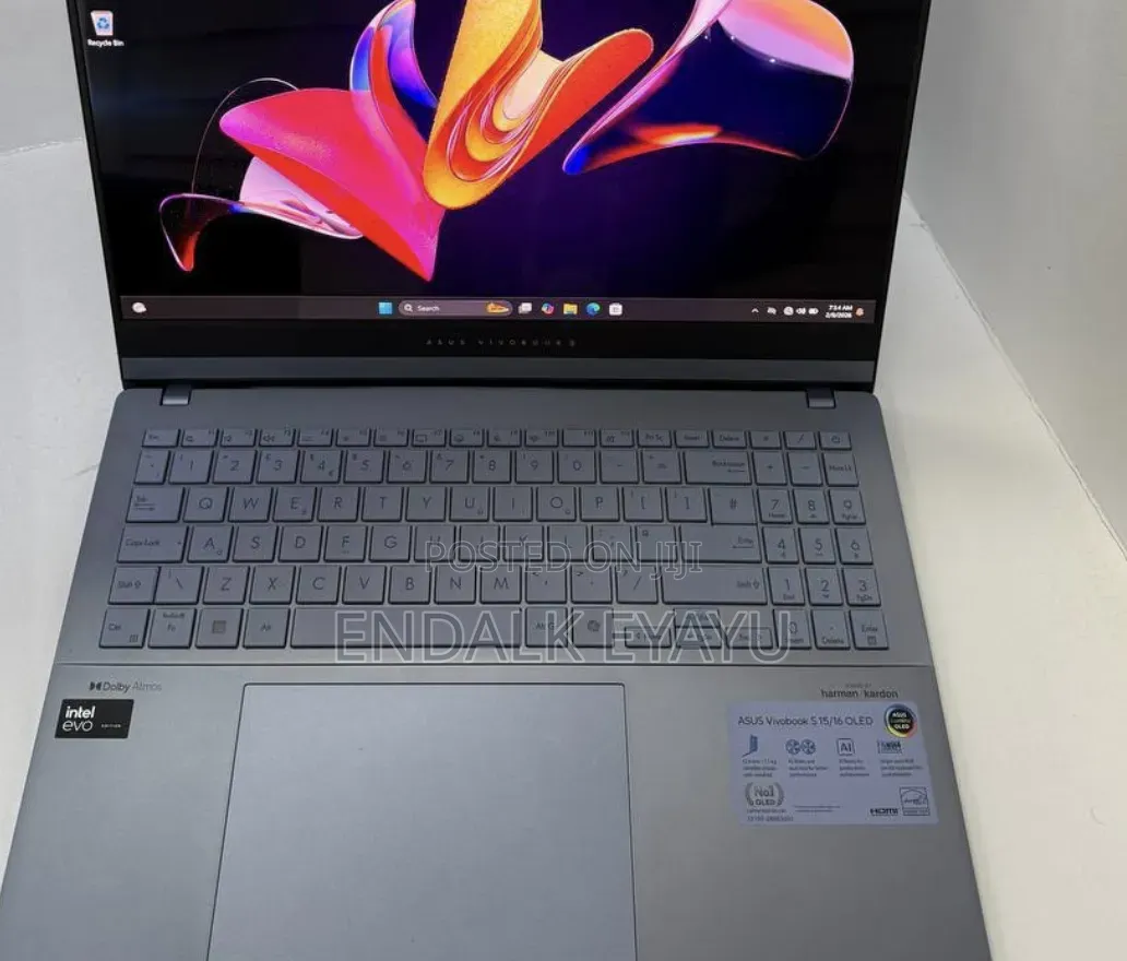 New Laptop Asus Vivobook 16 OLED 32GB Intel Core Ultra 9 SSD 512GB